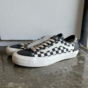 VANS STYLE 36 DECON SF CHECKERBOARD RED/ WHITE/ BLACK SZ 9 MEN
